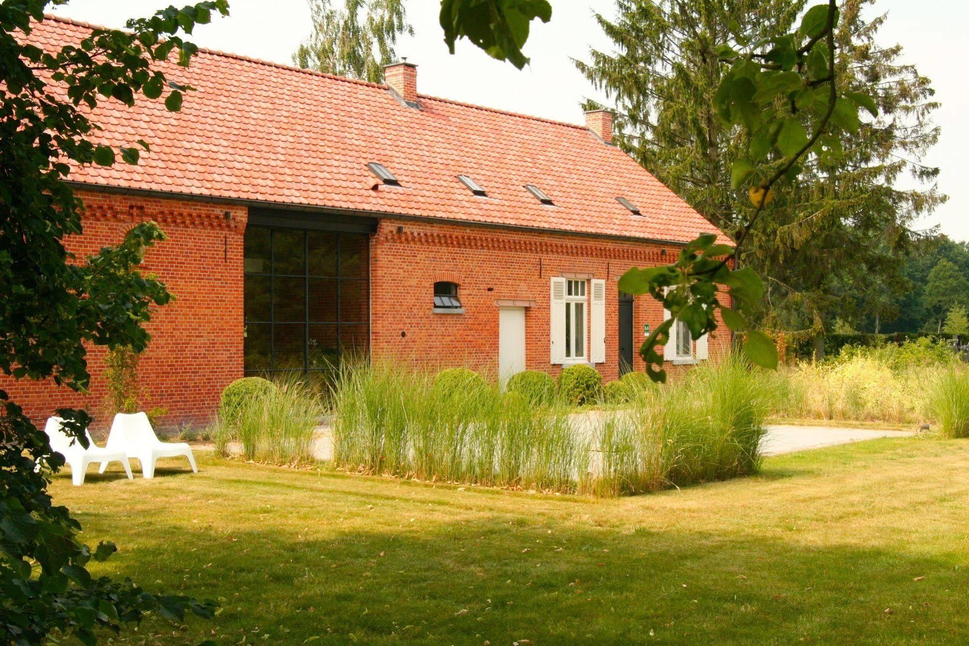 O-Lit Bed & Breakfast 4*